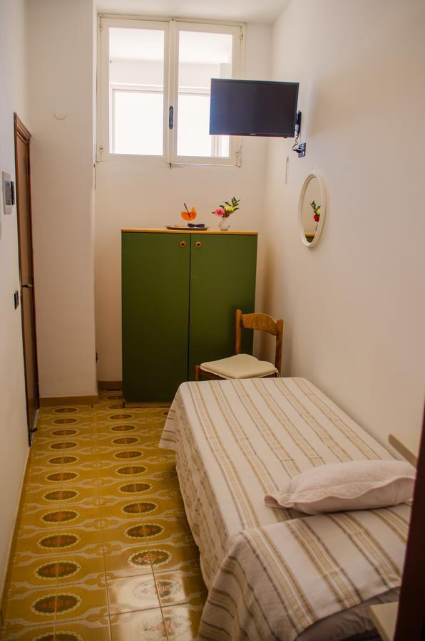 Hotel Angelino Barano dʼIschia Cameră foto